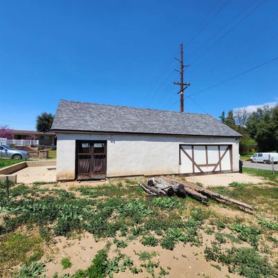 Backyard, Detached Garage, Exterior