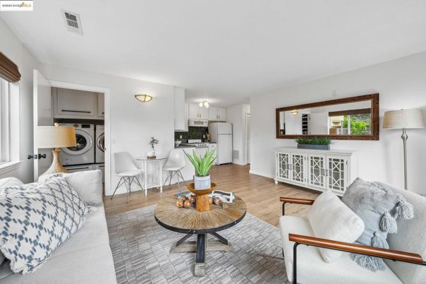 Dining room, Interior, Kitchen, Living room, Stainless Steel Appliances, Wood Texture Flooring