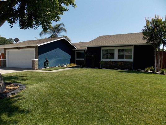 Attached, Backyard, Exterior, Facade, Ranch