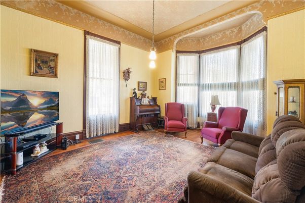 Interior, Living room, Pendant Lights, Wood Texture Flooring