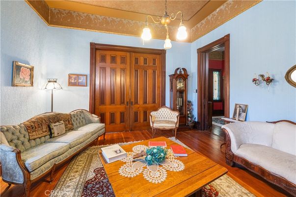 Interior, Living room, Pendant Lights, Wood Texture Flooring