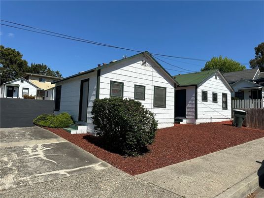 Detached Garage, Exterior