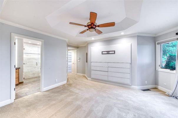 Bathroom, Empty room, Interior, Recessed Lighting