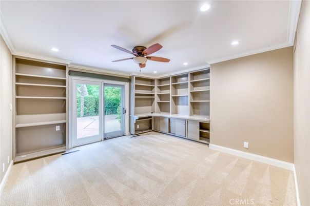 Empty room, Interior, Recessed Lighting, Walk-in Closets