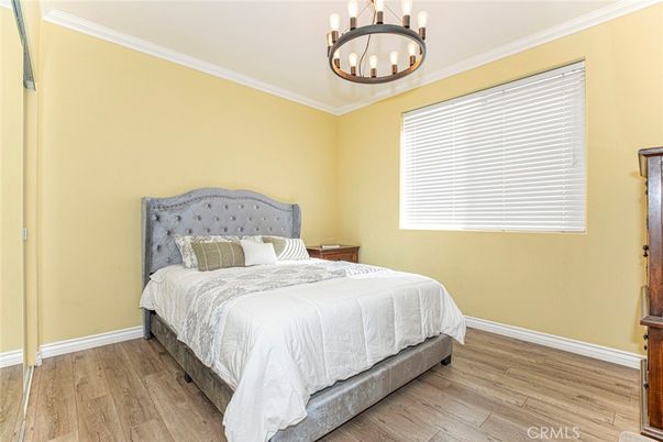 Bedroom, Interior, Pendant Lights, Wood Texture Flooring