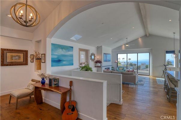Chandelier, Interior, Living room, Pendant Lights, Recessed Lighting, Water, Wood Texture Flooring