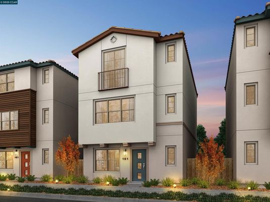 Exterior, Facade, Spanish Mediterranean