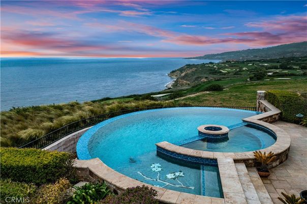 Exterior, Lake, Pool, Water