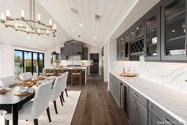 Chandelier, Dining room, Interior, Kitchen, Pendant Lights, Recessed Lighting, Stainless Steel Appliances, Wood Texture Flooring