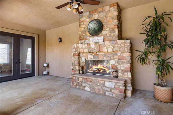 Exterior, Fireplace