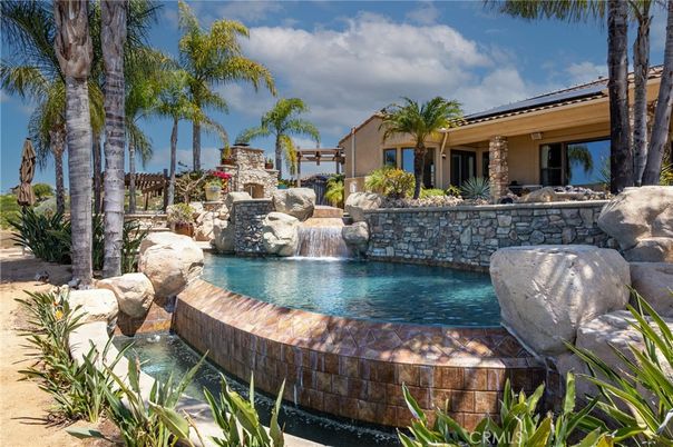 Exterior, Fireplace, Pool
