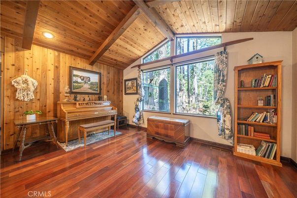 Interior, Piano, Recessed Lighting, Wooden Beams, Wooden Ceilings, Wood Texture Flooring, Wooden Walls