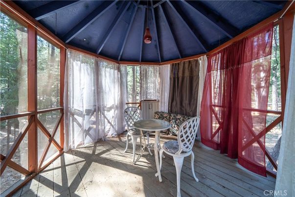 Interior, Sun Room, Wood Texture Flooring