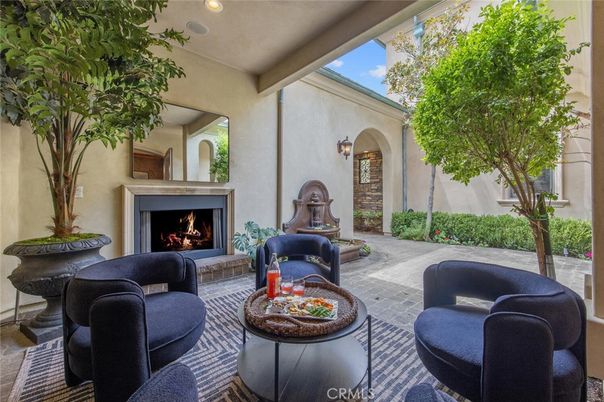 Exterior, Fireplace