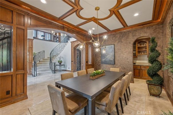 Dining room, Interior, Pendant Lights, Recessed Lighting