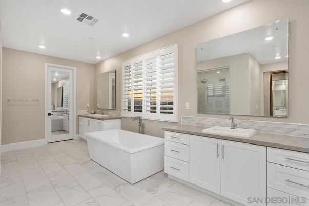Bathroom, Dual Sink Vanities, Free Standing Baths, Interior, Marble, Recessed Lighting