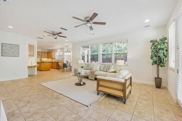 Dining room, Interior, Kitchen, Living room, Pendant Lights, Recessed Lighting