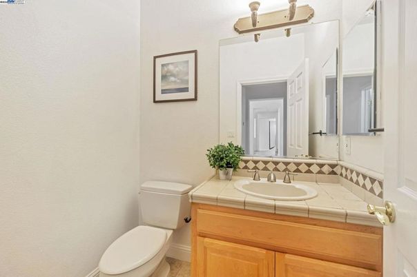 Bathroom, Interior, Tile Countertops
