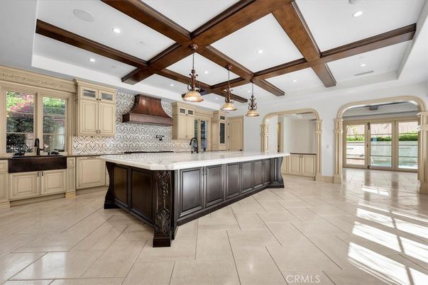 Interior, Kitchen, Pendant Lights, Recessed Lighting, Wooden Beams