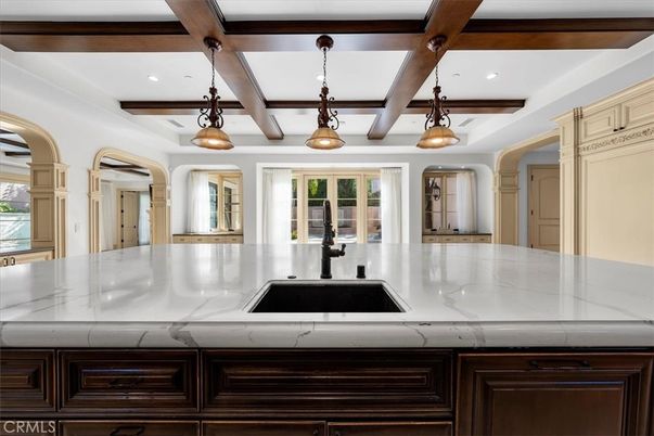 Interior, Kitchen, Pendant Lights, Recessed Lighting, Wooden Beams