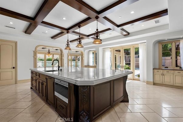 Interior, Kitchen, Pendant Lights, Recessed Lighting, Wooden Beams