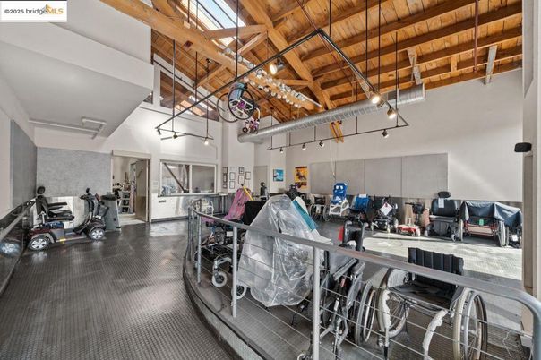 Fitness Equipment, Interior, Wooden Beams, Wooden Ceilings