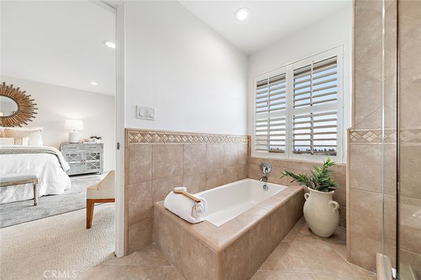 Bathroom, Bedroom, Interior, Recessed Lighting