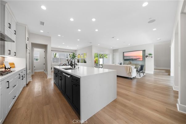 Interior, Kitchen, Living room, Recessed Lighting, Wood Texture Flooring