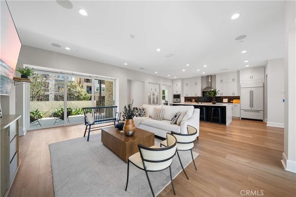 Interior, Kitchen, Living room, Recessed Lighting, Wood Texture Flooring