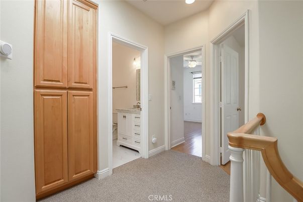 Bathroom, Interior, Recessed Lighting, Wood Texture Flooring