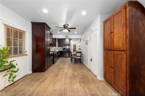 Dining room, Interior, Kitchen, Recessed Lighting, Wood Texture Flooring