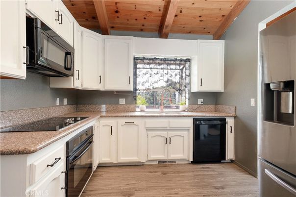 Interior, Kitchen, Stainless Steel Appliances, Wooden Beams, Wooden Ceilings, Wood Texture Flooring