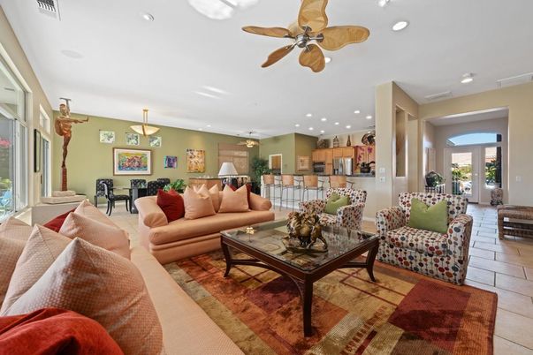 Dining room, Interior, Kitchen, Living room, Pendant Lights, Recessed Lighting, Stainless Steel Appliances