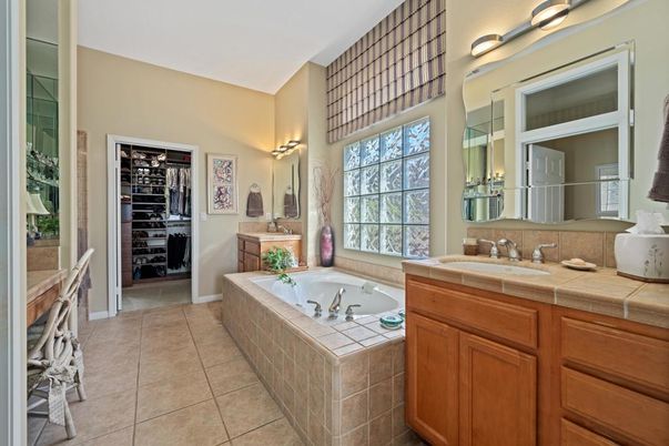 Bathroom, Interior, Tile Countertops