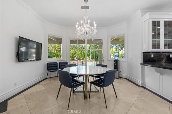 Chandelier, Dining room, Interior