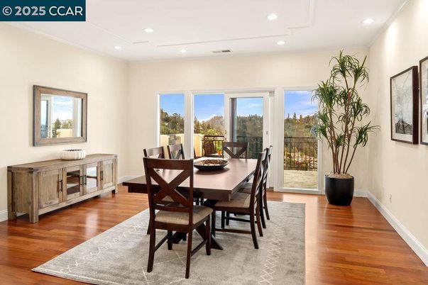 Dining room, Interior, Recessed Lighting, Wood Texture Flooring