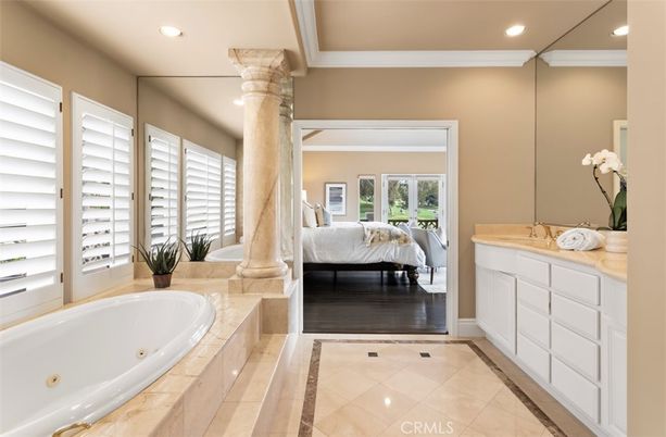 Bathroom, Bedroom, Interior, Recessed Lighting, Wood Texture Flooring