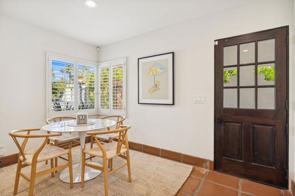 Dining room, Interior, Recessed Lighting