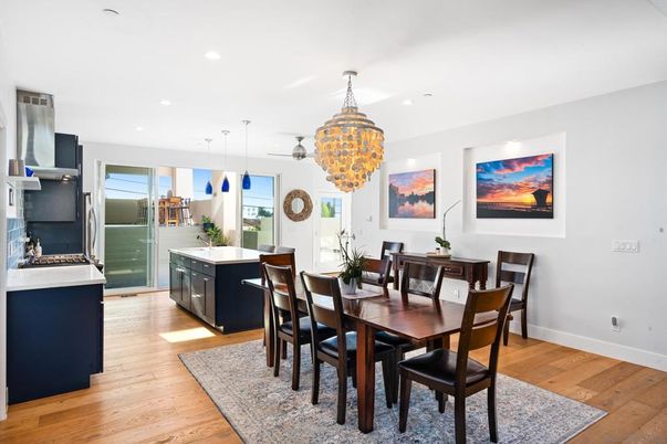 Dining room, Interior, Kitchen, Pendant Lights, Recessed Lighting, Wood Texture Flooring