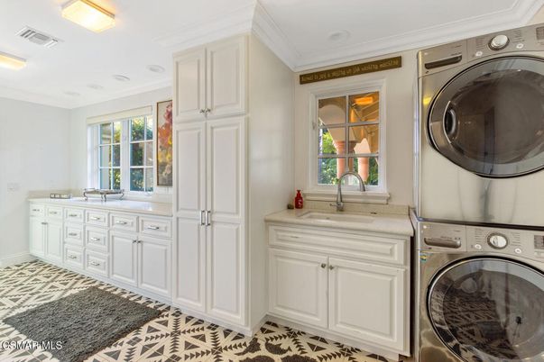 Interior, Recessed Lighting, Washer