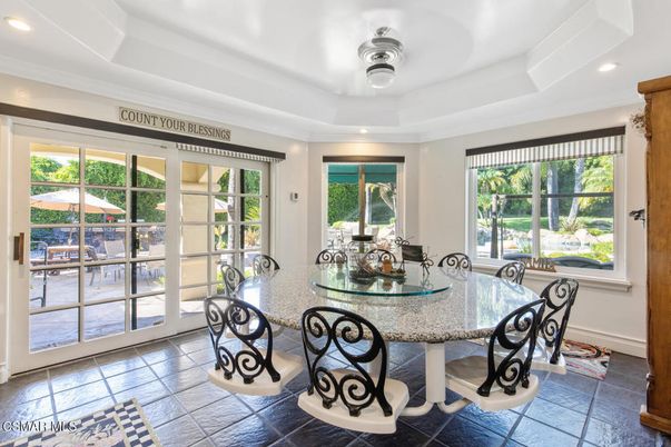 Dining room, Interior, Recessed Lighting