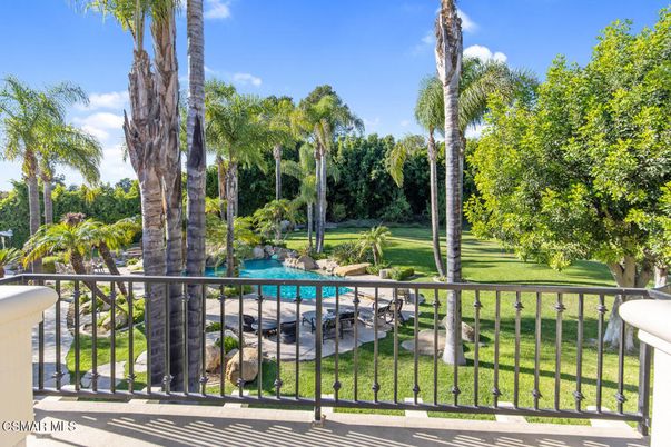 Exterior, Pool, Other