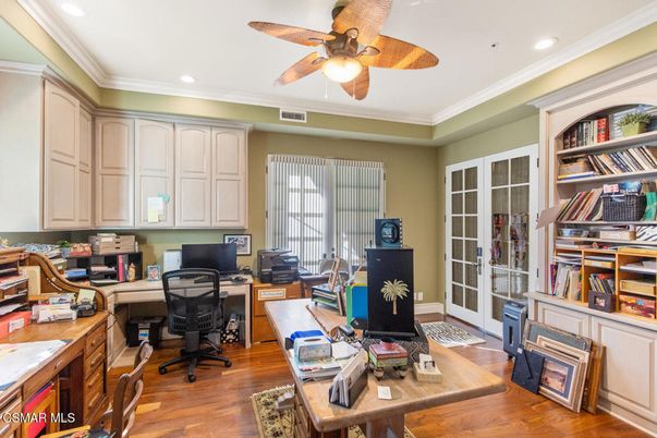 Home Office, Interior, Recessed Lighting, Wood Texture Flooring