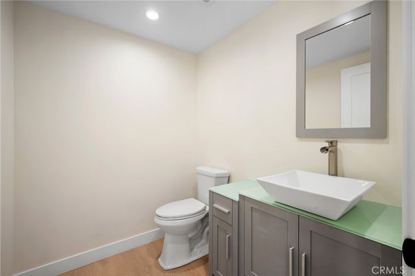 Bathroom, Interior, Recessed Lighting, Wood Texture Flooring