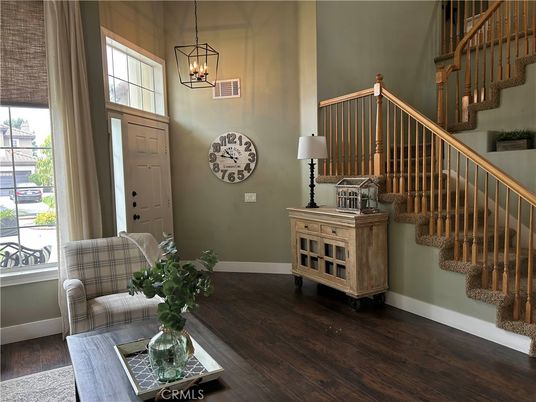 Interior, Pendant Lights, Wood Texture Flooring