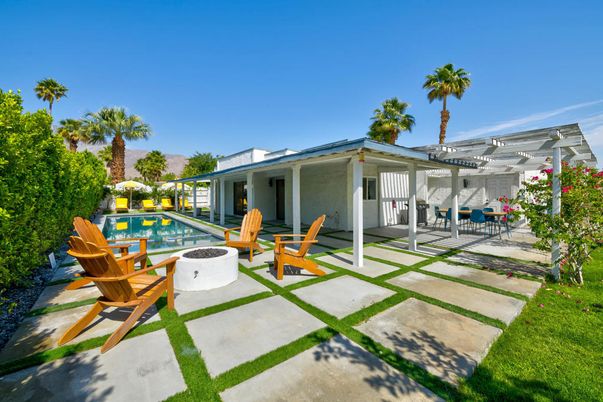 Backyard, Exterior, Pool
