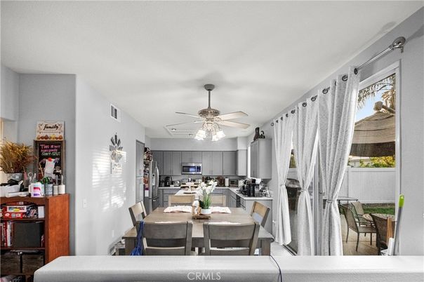 Dining room, Interior, Kitchen, Stainless Steel Appliances