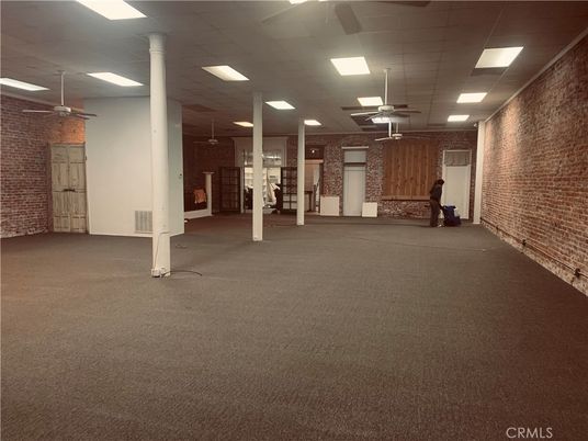 Empty room, Interior, Recessed Lighting, Stone Walls