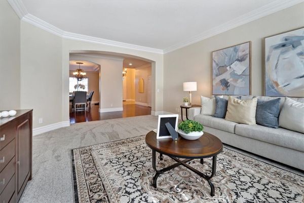 Chandelier, Dining room, Interior, Living room, Recessed Lighting, Wood Texture Flooring
