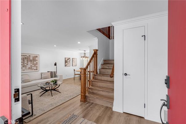 Dining room, Interior, Living room, Pendant Lights, Recessed Lighting, Wood Texture Flooring